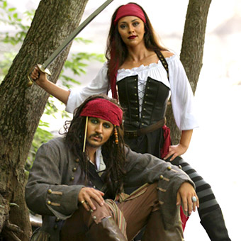 Pirates Halloween Costumes 2018